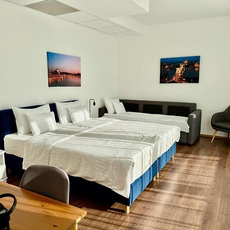 Rooftop City Residence With Deep Garage Budapest Exteriör bild
