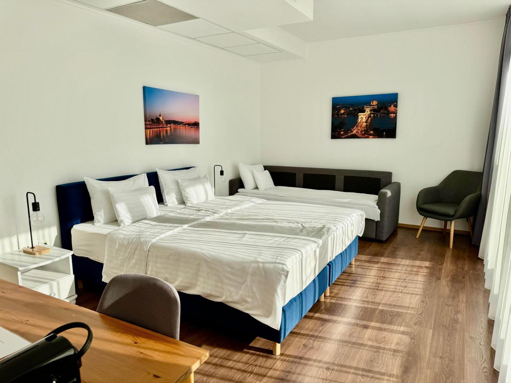 Rooftop City Residence With Deep Garage Budapest Exteriör bild