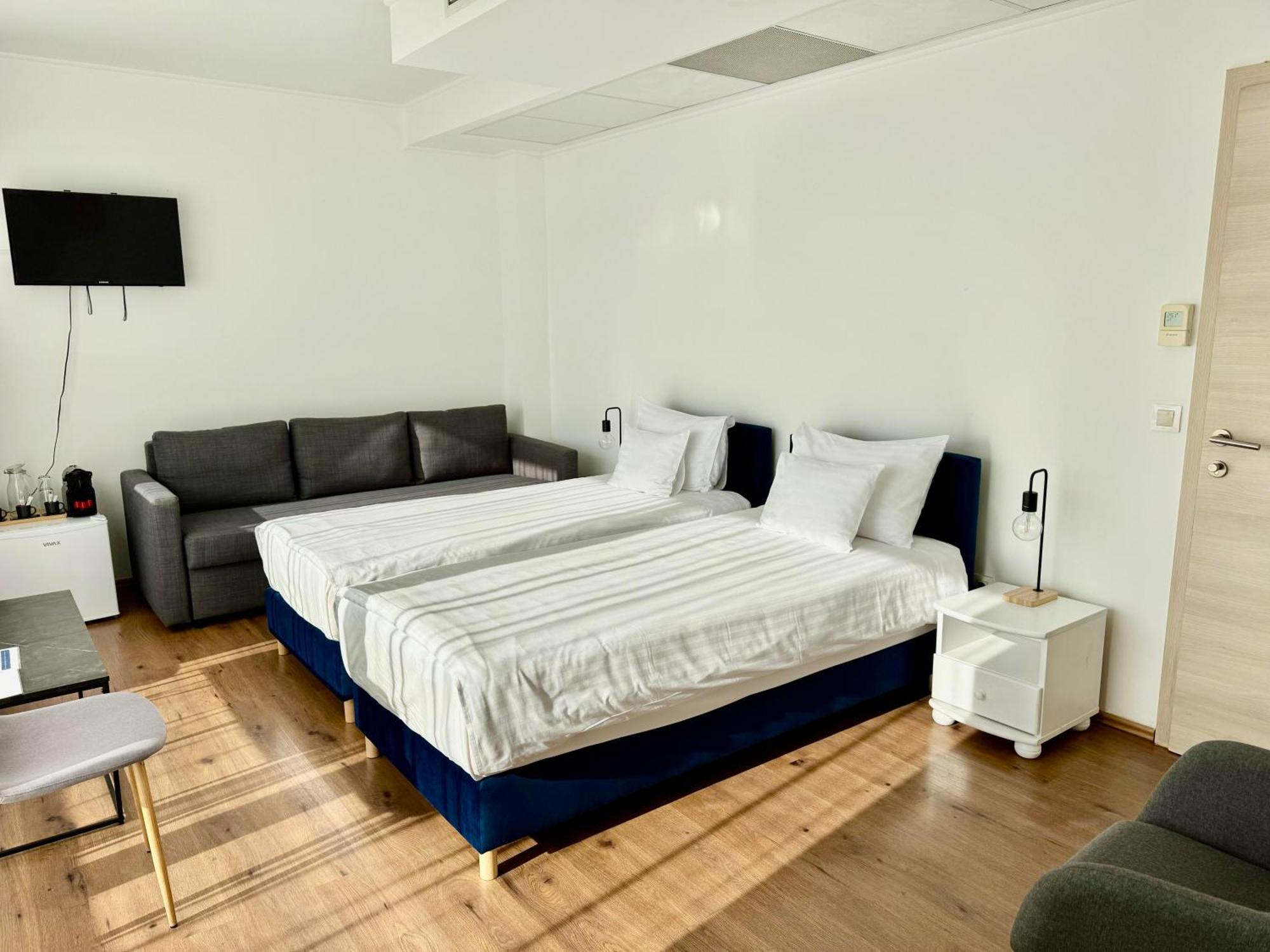 Rooftop City Residence With Deep Garage Budapest Exteriör bild