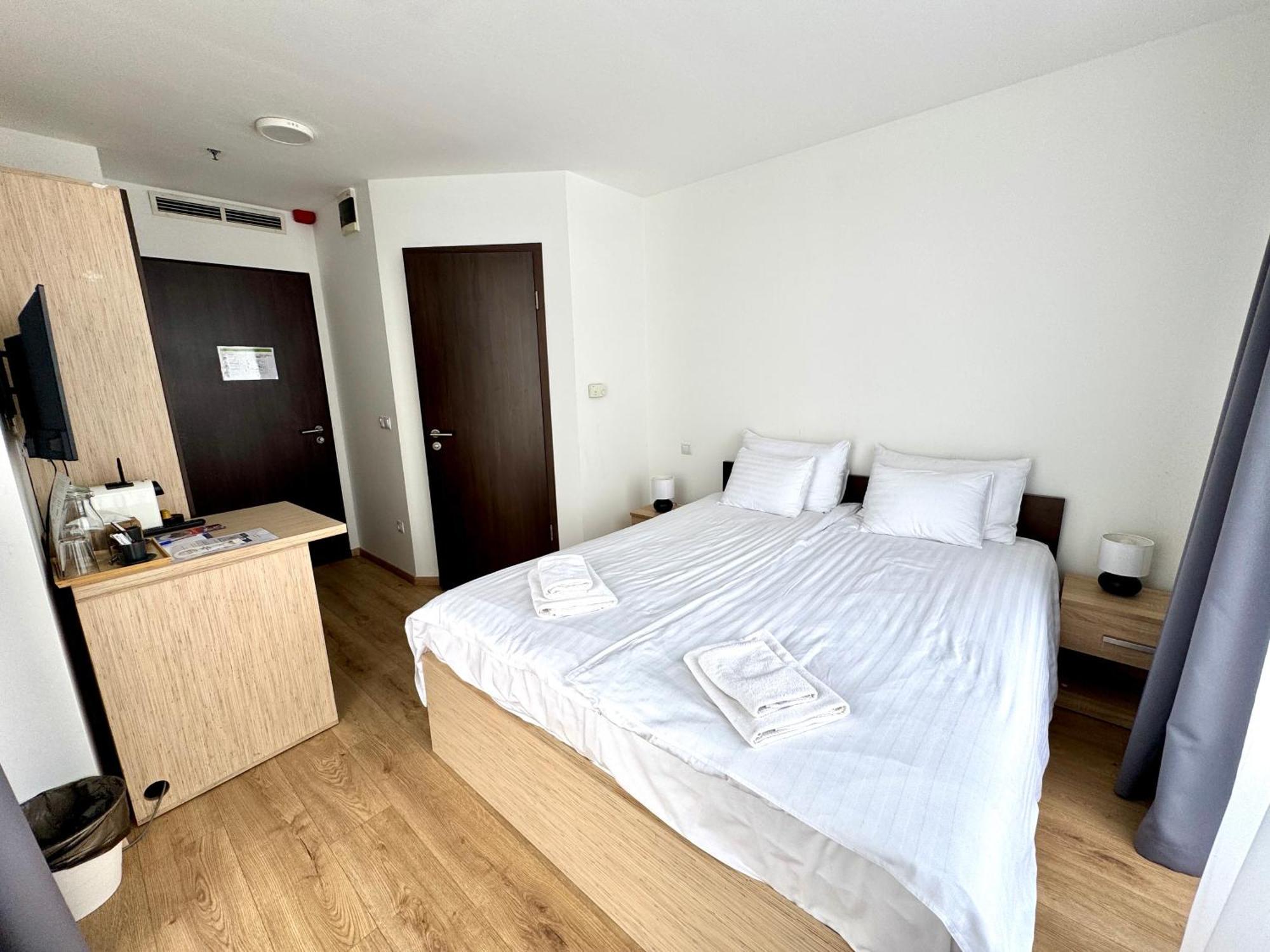 Rooftop City Residence With Deep Garage Budapest Rum bild
